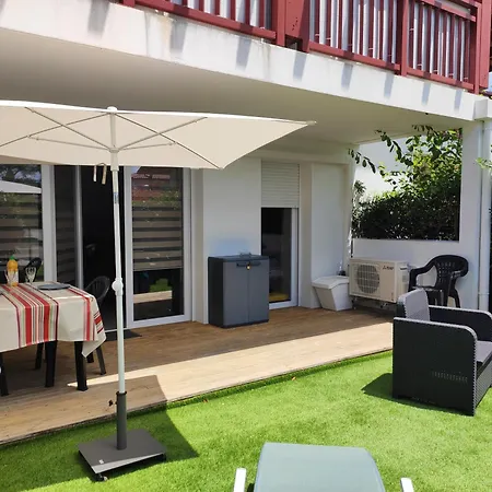 Bakea أوستاريتز