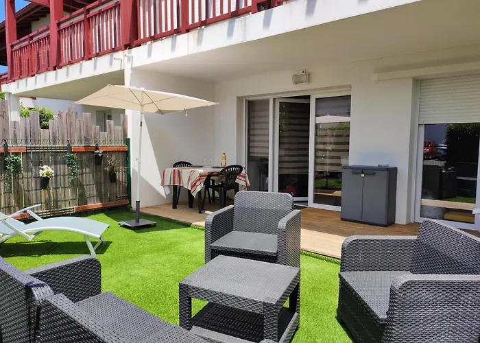 Bakea アパート *